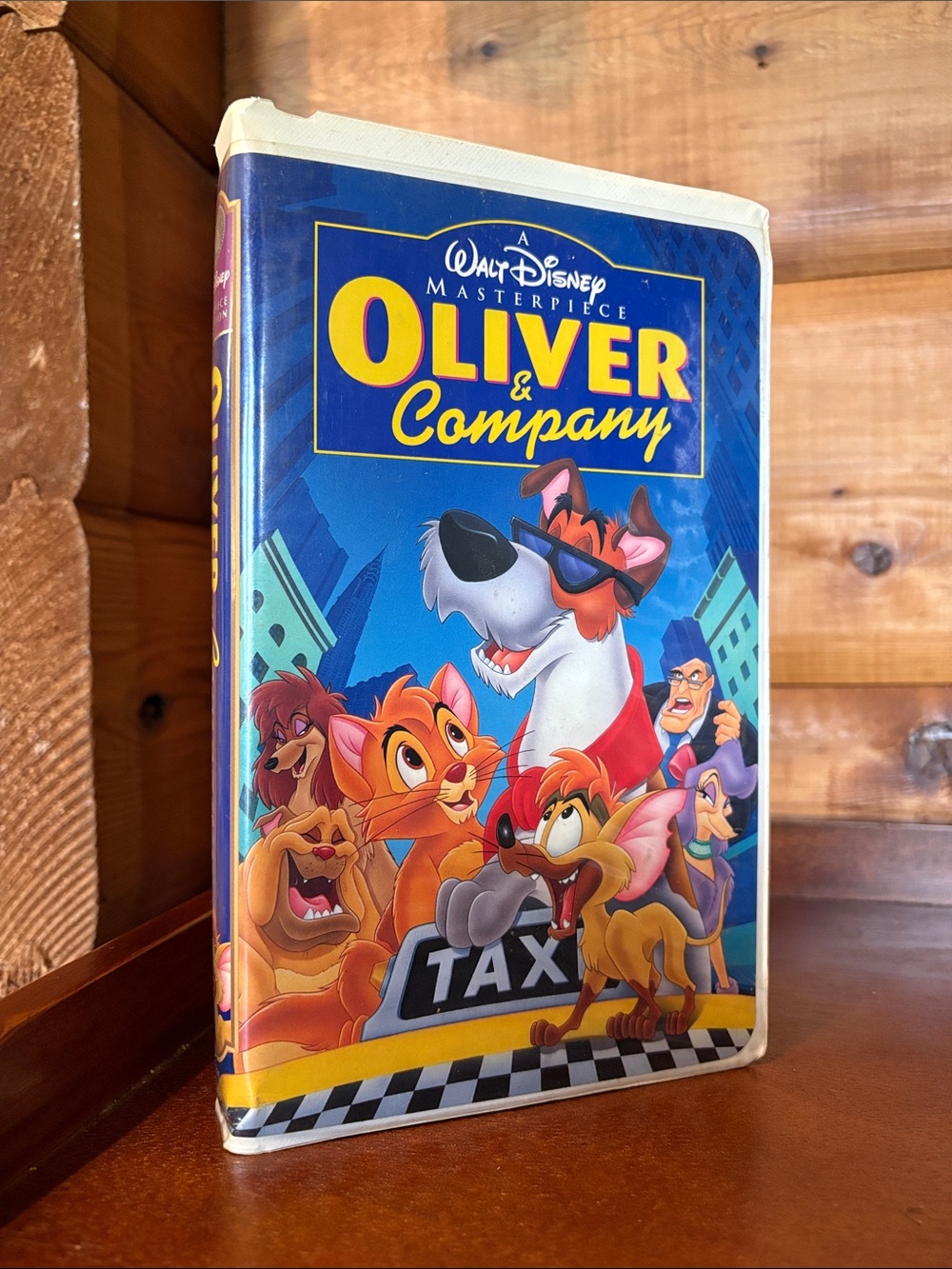 1996 Walt Disney Masterpiece Collection Oliver & Company
